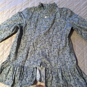Girls blue rose patter peplum top size 7